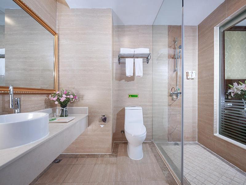 Vienna Hotel Guiyang Exhibition Center Екстериор снимка