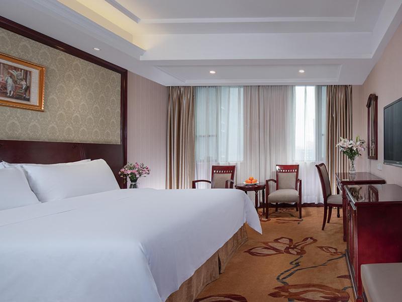 Vienna Hotel Guiyang Exhibition Center Екстериор снимка