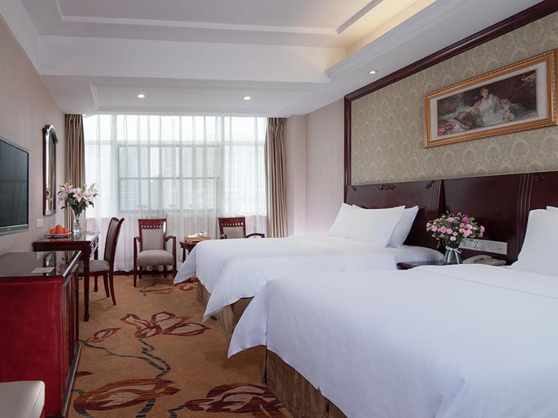 Vienna Hotel Guiyang Exhibition Center Екстериор снимка