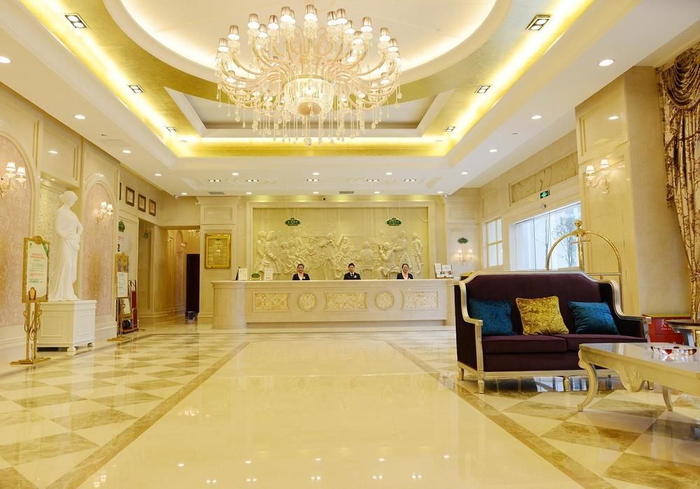 Vienna Hotel Guiyang Exhibition Center Екстериор снимка